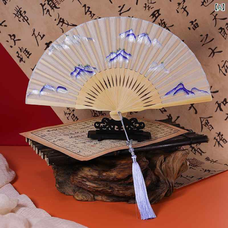折扇 刺繍 竹製 古風 チャイナドレス 柄 千里江山 化蝶 竹隠 嫩柳春燕 白玉蘭 栀子花 桃花落 恵蘭蝶 桂花兎 藍蝶 紫藤 銀杏 九尾狐 草莓 蓮花 新中式 女性用 通年 軽量 細工 雅 柄物 伝統柄 花柄 鳥柄 風景柄 動物柄