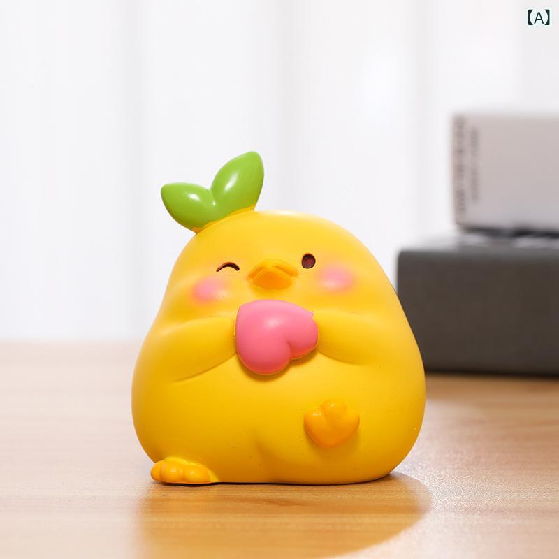 ・カテゴリ: 動物・素材: 合成樹脂・スタイル: カートン・カラー展開: 萌ちちゃんパーティハート、萌ちちゃんパーティサクランボ、萌ちちゃんパーティリンゴ、エモーションカピバラ、フューチャーピッグ、マネーパンダ、ストレスカピバラ、リッチカピバラ、ドライブカピバラ、ヘルスケアカピバラ・ギフト用途: 誕生日、満月祝い、旅行記念、卒業、引っ越し、パーティー、お見舞い