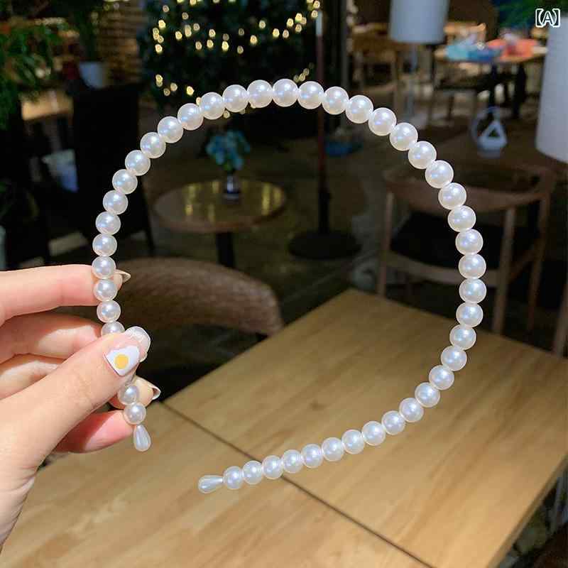・カテゴリ: ヘッドドレス・主な素材: パール・加工技術: ハンドメイド・カラー展開: Aタイプ、Bタイプ、Cタイプ・デザイン要素: パール・スタイル: 韓国風・スタイル分類: フェミニン・対象: レディース
