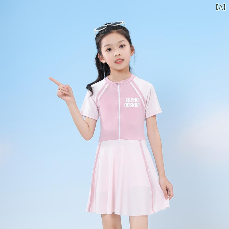 ・対象年齢: 3-15歳・性別: 女の子・柄: カートゥーン・主な素材: ポリエステル90%・裏地素材: ポリエステル50%・用途: スノースポーツ、水泳・水辺スポーツ・カラー展開: ピンク、ブルー・サイズ展開: XL（身長110-120cm）、2XL（身長120-130cm）、3XL（身長130-140cm）、4XL（身長140-150cm）・スタイル: 三角パンツ
