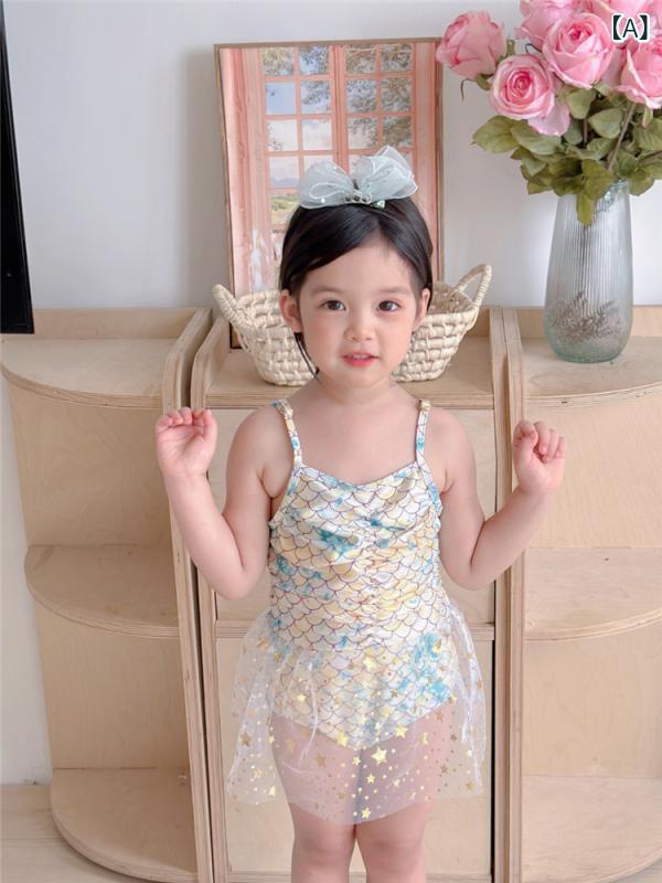 ・対象年齢: 2歳〜10歳・性別: 女の子・スタイル: 韓国、高伸縮性、シンプル、ショーツタイプ・主な素材: ナイロン82%、ポリウレタン18%・裏地素材: ポリエステル82%、ポリウレタン18%・重さ: 約120g・カラー: イエロー・サイズ展開: 90, 100, 110, 120, 130, 140