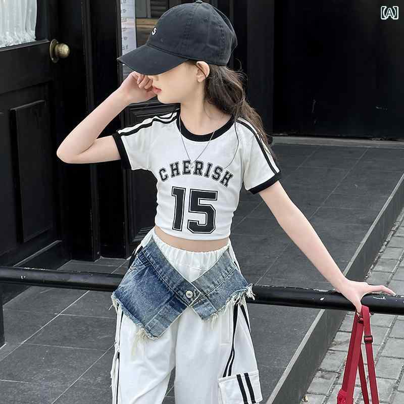 Rakuten - 女の子 セットアップ ジャズダンス ストライプ 短袖 トップス 工装パンツ デニム 切り替え 長ズボン 薄手 綿混紡 柔らか素材 夏服 ホワイト ブラック ストリート カジュアル 普段使い 伸縮性 潮 かわいい ビッグシルエット