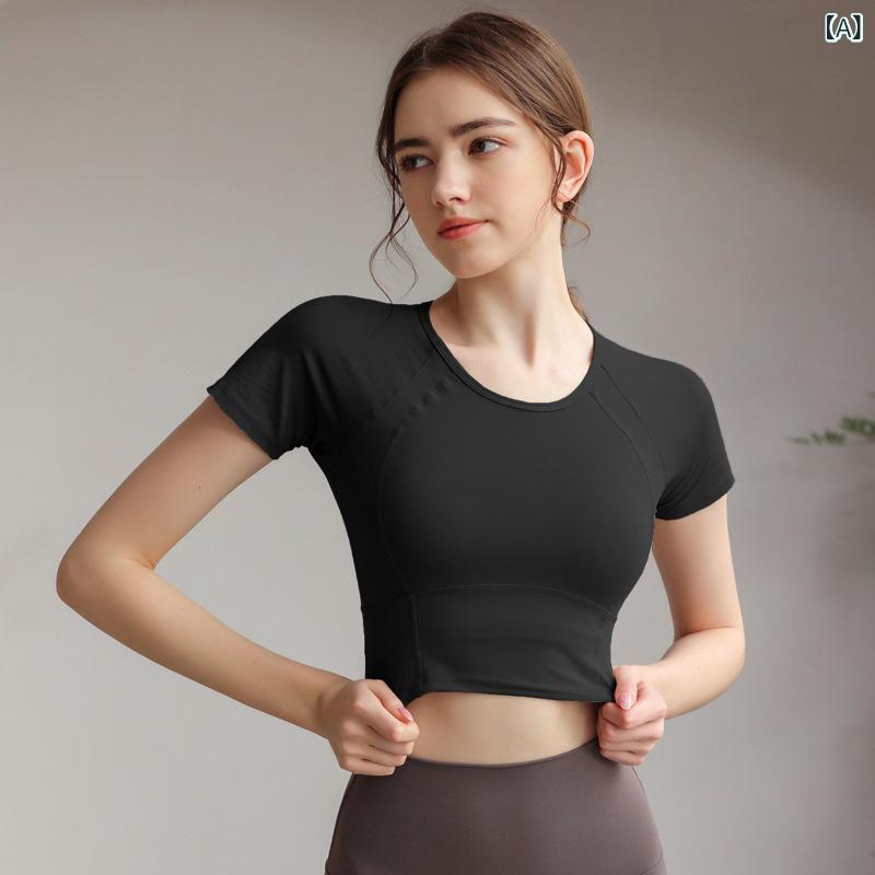 ・カテゴリ: Tシャツ・機能: 速乾・性別: 女性・柄: 無地・主な素材: ナイロン 80%・裏地素材: ナイロン 80%・カラー展開: ブラック、ホワイト、カーキ、潮水ブルー、ライラック、ティーグリーン・サイズ展開: S、M、L、XL・袖丈: 半袖・着用方法: プルオーバー・着丈: ショート丈・シルエット: レギュラー・対象: 成人