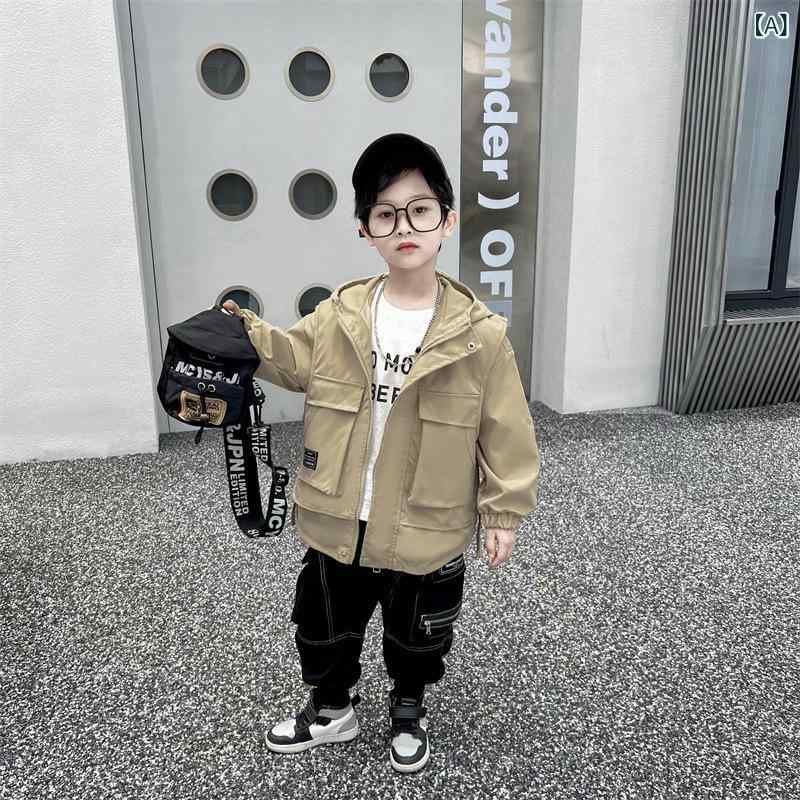 青少年 - キッズ 男の子 春 ジャケット 防風 フード付き 長袖 立襟 短丈 工装風 韓版 潮流 柔軟 ポリエステル 接触冷感 吸湿速乾 軽量 通学 普段使い 秋冬 カラキ ブラック かわいい カジュアル