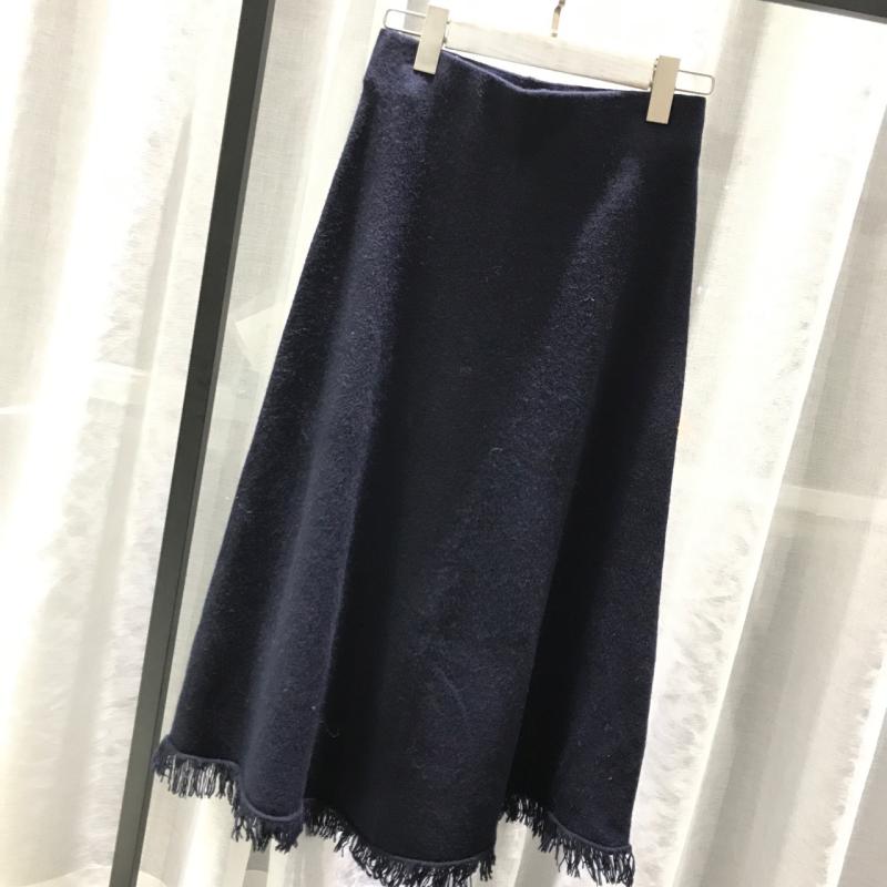 Rakuten - スカート レディース 秋冬 スカート 中長丈 全羊毛 ニット 柔らか 糸 スカート 流蘇 デザイン 純色 ナイロン加工 再生繊維 素材 ネイビー アイボリー ミッドナイトブルー クリームホワイト S M L 清新 スイート かわいい 軽量 暖か 通勤 普段