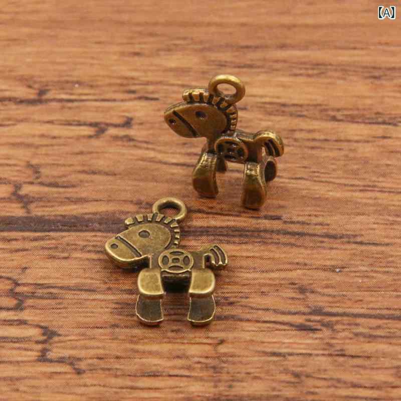 馬 吊り下げチャーム 動物モチーフ 立体デザイン かわいい 合金製 電気メッキ加工 古青銅 古銀 金色 小型 シンプル ファッション通勤 アクセサリー 手作りDIY キーホルダー バッグチャーム