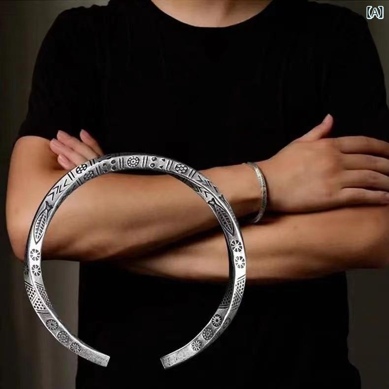ブレスレット 女性用 モビウスリング トーテム 手鍛 銀メッキ 実心 開口 ボヘミアン 風 復古 夏 軽量 芸術 アクセサリー 切り替え デザイン かわいい 人気 形状 柄 ハンドメイド