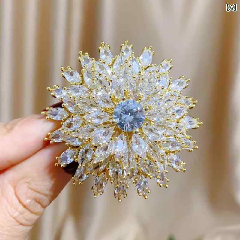 ブローチ 男女兼用 雪花 立体 ジルコニア 太陽花 胸花 西装別針 銅製 電気メッキ加工 秋冬 装飾 記念 多機能 個性派 自然モチーフ かわいい 大ぶり 重厚感