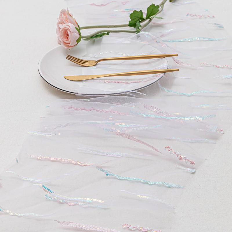 テーブルランナー 北欧 レース 薔薇 刺繍 ホワイト ポリエステル ダイニング テーブルセンター キッチン 装飾 ウェディング おしゃれ 撥水