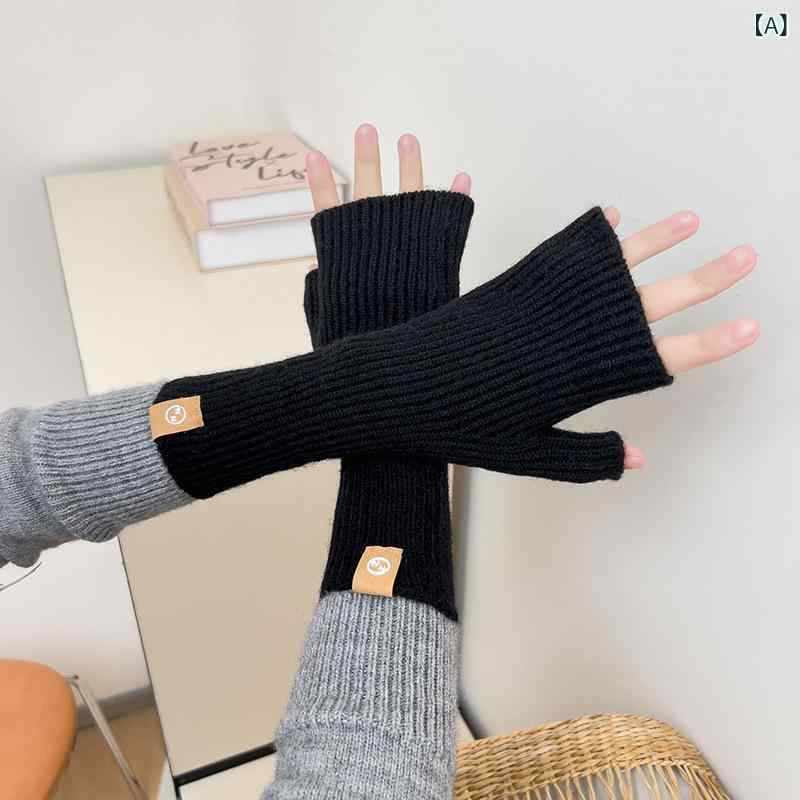 ・カテゴリ: 保暖手袋・タイプ: 半指・機能: タッチ対応、保暖・カラー展開: 黒、赤、ピンク、ベージュ、オリーブグリーン、シルバーグレー、白、子供黒(8-12歳)、子供赤(8-12歳)、子供ピンク(8-12歳)、子供ベージュ(8-12歳)、子供オリーブグリーン(8-12歳)、子供シルバーグレー(8-12歳)、子供白(8-12歳)・サイズ展開: フリーサイズ・スタイル: カジュアル、シンプル、高級感、通勤・主な素材: 10%以下・要素: 自然、幾何、形状パターン