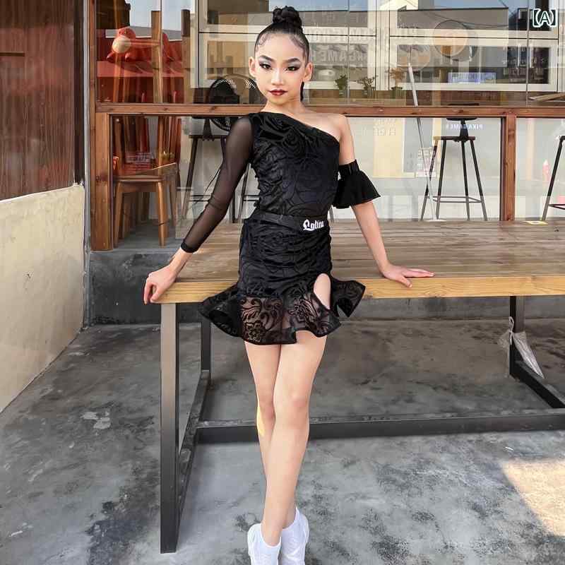 ・カテゴリ: ダンス服・スタイル: ラテン舞・主な素材: ナイロン・素材成分: アセテート18%・対象年齢: 子供・対象性別: 女・カラー: ブラック・: レース・サイズ展開: 110,120,130,140,150,160,170