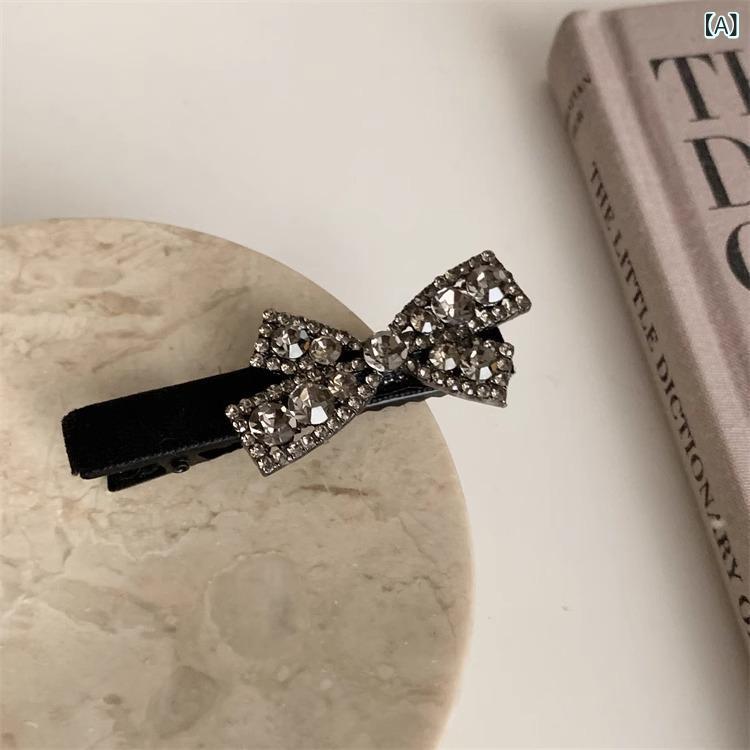 ・素材: 混合素材・: 蝶結び・製造方法: ハンドメイド・クリップ種類: ダッカールクリップ・カラー展開: ブラックベルベット（蝶結び、長方形、スクエア）、レッドベルベット（蝶結び、長方形、スクエア）・流行要素: 蝶結び・スタイル: 中国風・スタイル分類: 個性的なトレンド・カテゴリ: ヘアアクセサリー・対象: 女性・流行要素分類: エスニック/国風