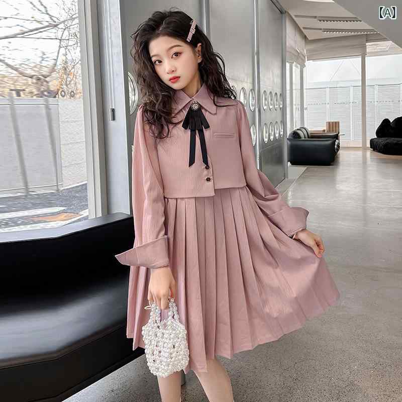 ・スタイル: ファッション・カテゴリ: 子供服（ワンピース）・主な素材: 綿75%・対象性別: 女児・対象: 中大童（8歳以上、身長140cm以上）・加工: 柔らか加工・着用シーズン: 春、秋・袖丈: 長袖・スカート裾: プリーツスカート・デザイン要素: 学院風・カラー: ピンク・サイズ展開: 120cm, 130cm, 140cm, 150cm, 160cm, 170cm