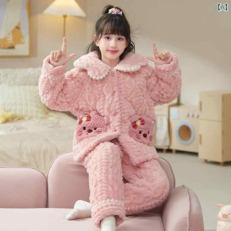 ・生地名: 三層キルティング・性別: 女の子・対象年齢: 8歳以上、140cm以上の中大童・スタイル: カジュアル・サイズ展開: 95-105cm、105-115cm、115-125cm、125-135cm、135-145cm、S、M、L、XL、XXL・主な素材: ポリエステル・厚さ: 厚手・柄: カートゥーン・機能: 保温・生地加工: 柔軟加工・カテゴリ: キッズルームウェア