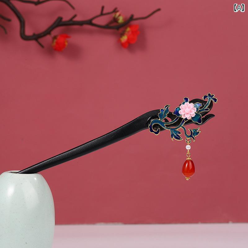 ・カテゴリ: ヘアアクセサリー・素材: 木・スタイル: 新中式風・モチーフ: 花・カラー展開: 藍橋春花、皎皎月、観玉兔、鈴芝蘭