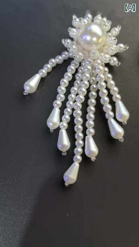 ・種類: DIYアクセサリーパーツ・素材: プラスチック、樹脂・カラー展開: ホワイト、パール・流行の要素: 招き猫