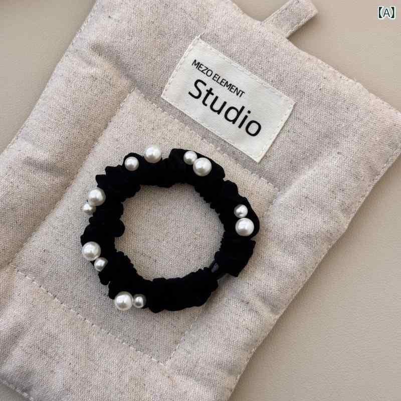 ・カテゴリ: ヘアアクセサリー・素材: パール・加工技術: ハンドメイド・カラー展開: 大小パールヘアゴム、3連パールヘアゴム・デザイン: サークル・スタイル: 韓国風・タイプ: 高弾力・テイスト: 清新、フェミニン・デザイン分類: 幾何学