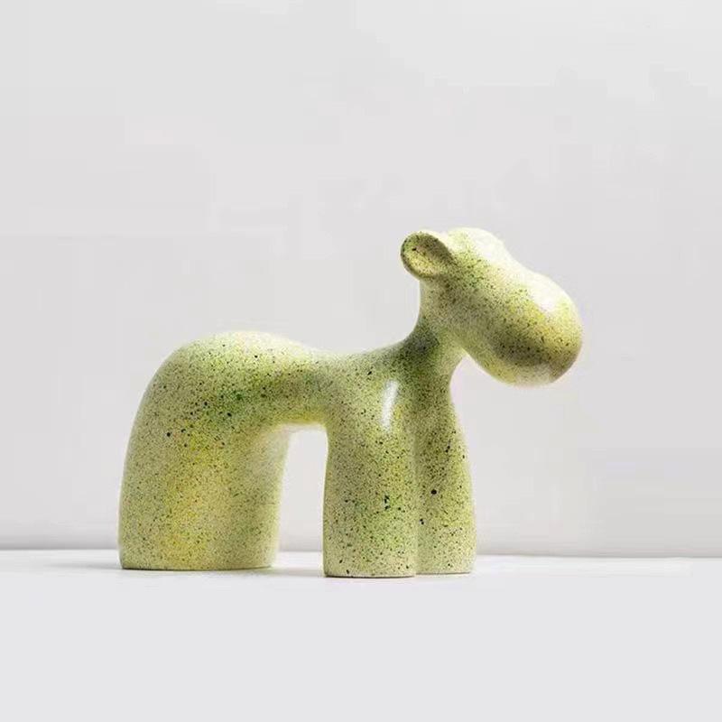 ・カテゴリ: キャラクターグッズ・主な素材: 樹脂、プラスチック・スタイル: 現代的、シンプル・カラー展開: M1、M2、M6