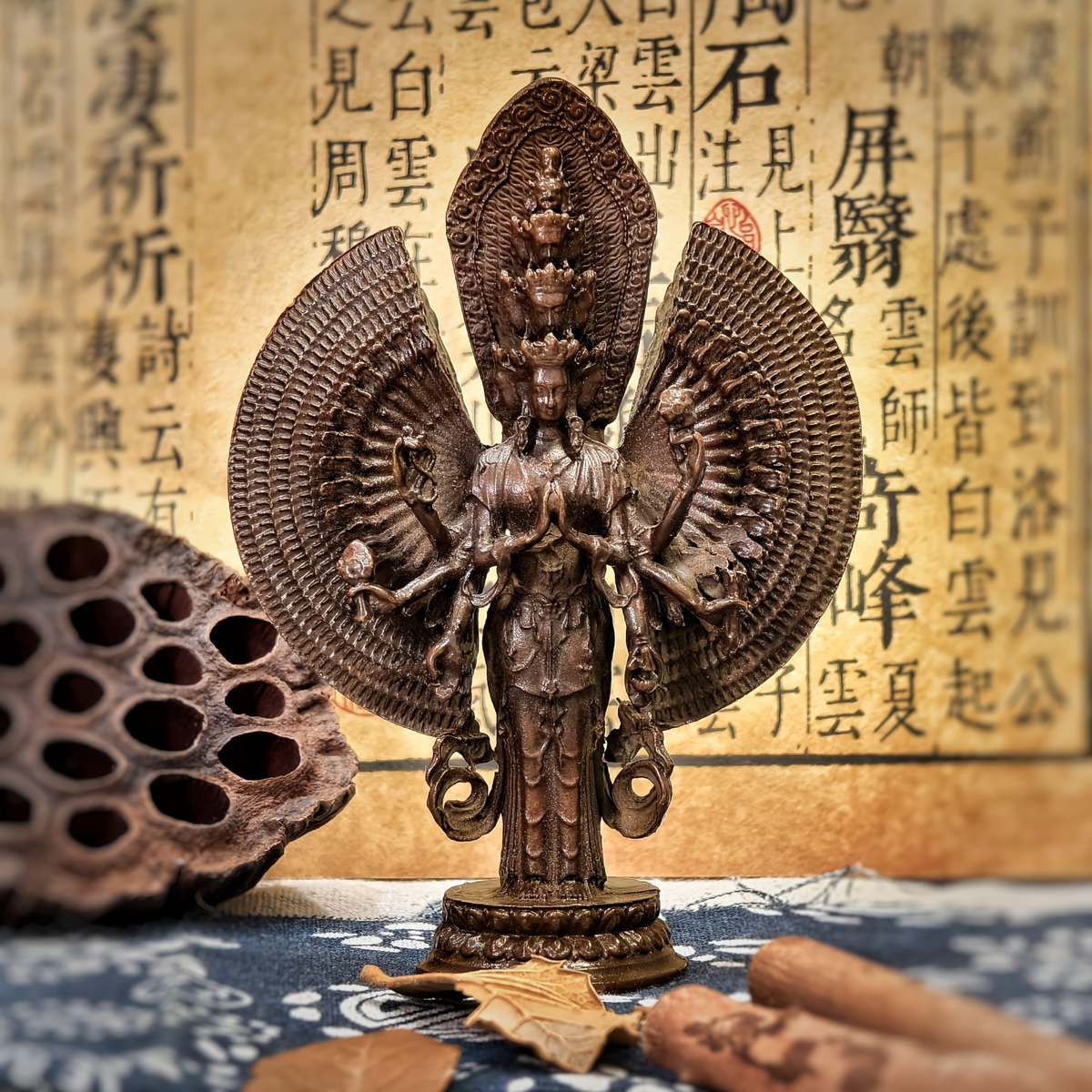 開運インテリア 1個 古銅千手観音像 - 千眼仏彫刻、禅瞑想祭壇装飾、風水富貴守護...