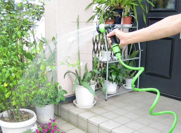 【送料無料】散水コイルホース （ スタンド付 ）