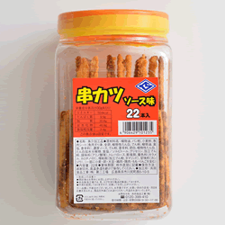 昔懐かしの串カツソース味　サクサクのカツを串にさしてます名　称 魚介加工品 原材料名 植物油（国内製造）、パン粉、小麦粉、魚肉シート（魚肉すり身、全卵、植物性たん白、でん粉、植物油、食塩、香辛料）、濃厚ソース、でん粉、香辛料、卵白、植物性たん白、たん白加水分解物、食塩／ソルビトール、グリセリン、加工でん粉、調味料（アミノ酸等）、トレハロース、膨張剤、着色料（カラメル、カロチノイド）、増粘剤（加工でん粉、タマリンド）、甘味料（カンゾウ）、（一部に小麦・卵・大豆・鶏肉・豚肉・もも・りんごを含む） 内容量 21本 賞味期限 2024年7月27日 保存方法 直射日光、高温多湿を避けて保存して下さい 加工者 共同食品工業（株）第二工場 広島県呉市川尻町西5-10-5