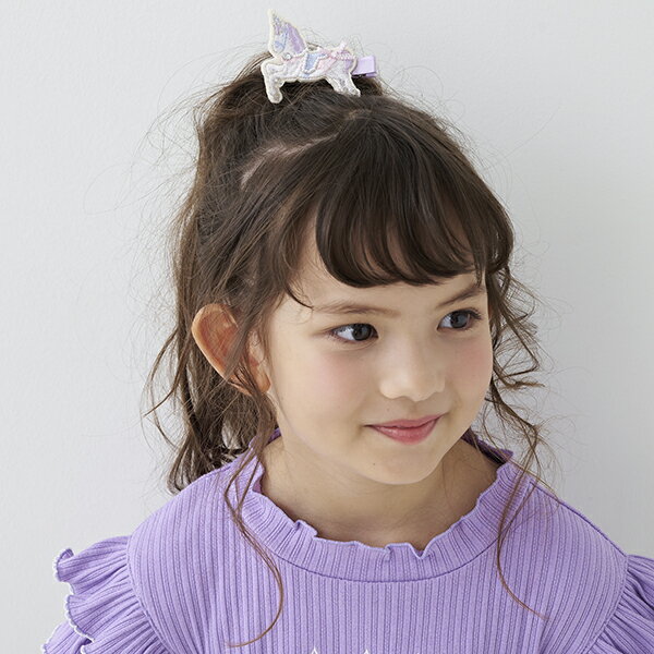 メゾピアノ(mezzo piano)ユニコーン刺しゅう　ヘアクリップのサムネイル