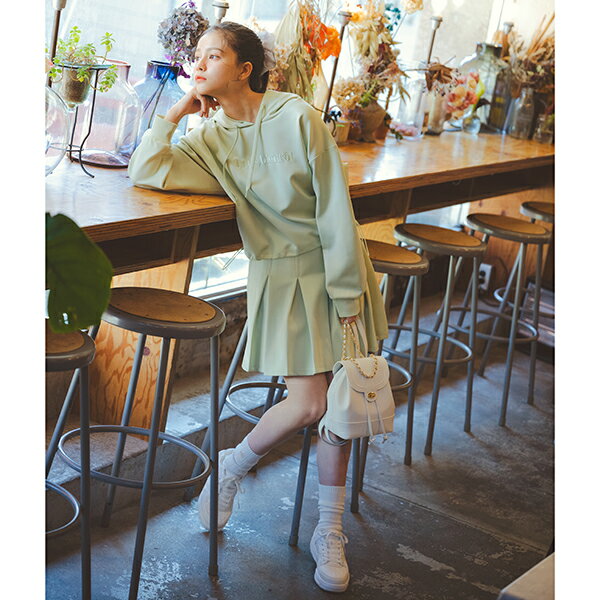 ラブトキシック(Lovetoxic)【LTXC】【インパンツつき】ダンボールボックスフレアスカートのサムネイル