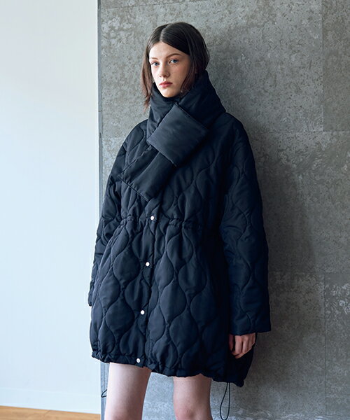 ミジェ(Mi-je)マフラーつきキルトブルゾン【韓国ファッション】