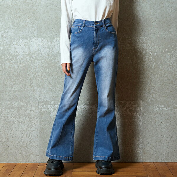 ラブトキシック(Lovetoxic)【ベーシック】デニム・ツイルフレアパンツのサムネイル