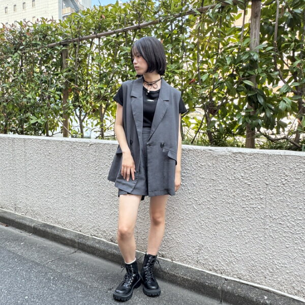 ラブトキシック(Lovetoxic)ジレSETUPのサムネイル