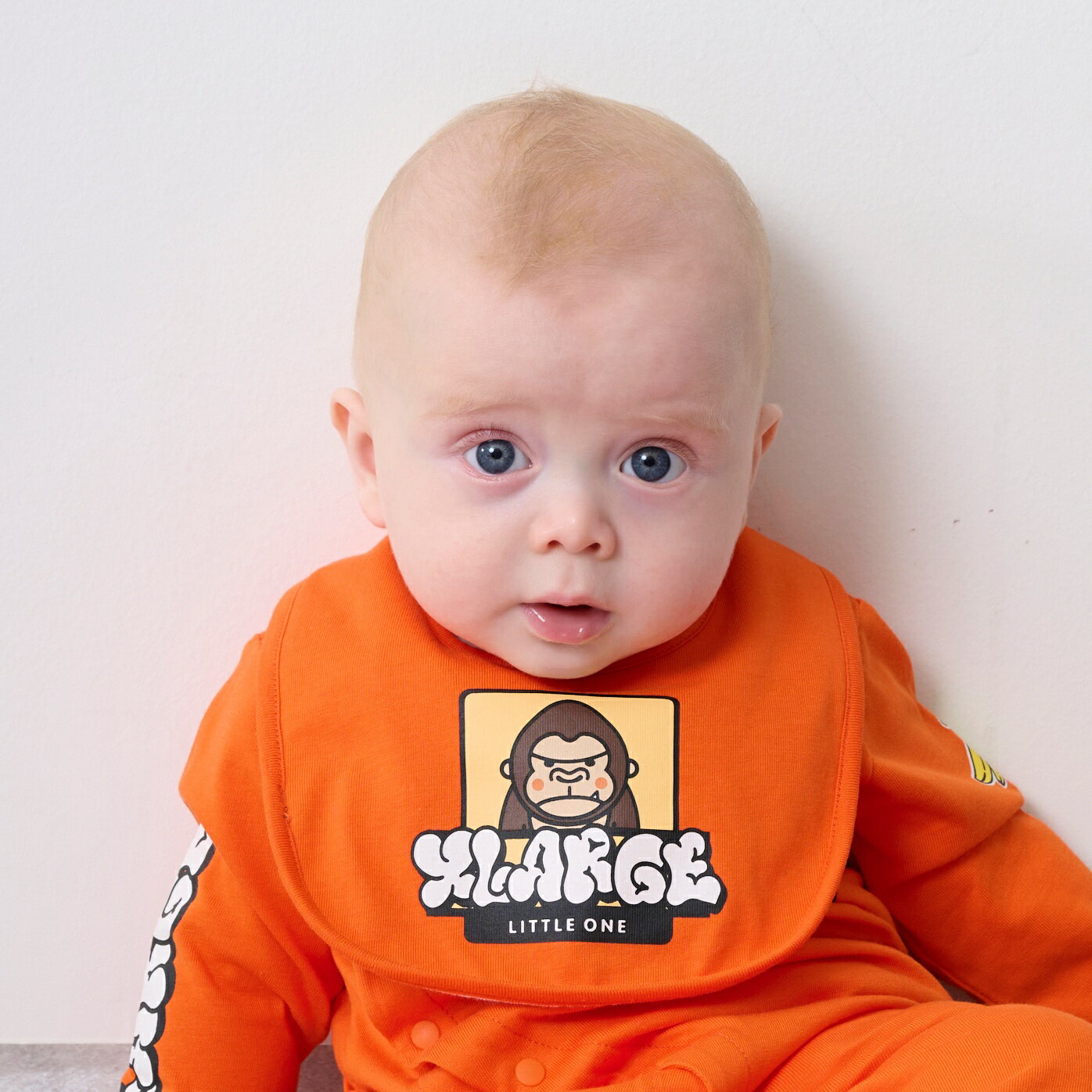 エクストララージ キッズ(XLARGE KIDS)ファニーゴリラ&グラフィティ蓄光プリントスタイ