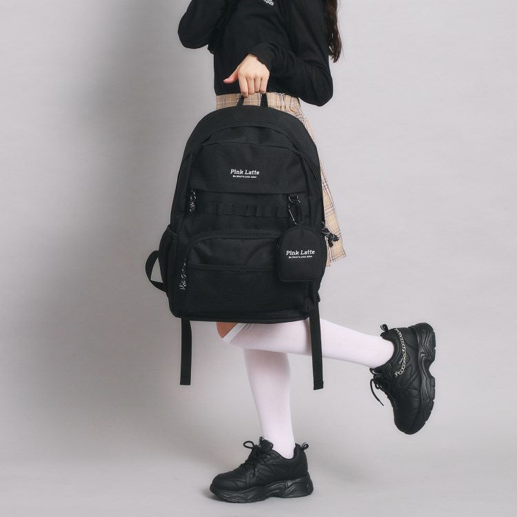 ピンクラテ(PINK-latte)【容量約30L】ポーチ付き多機能リュックのサムネイル