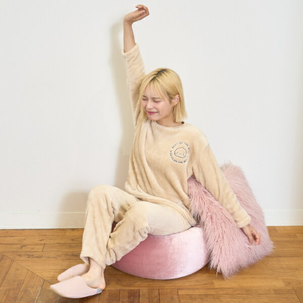 ラブトキシック(Lovetoxic)【ルームウェア/パジャマ】アニマルサークル刺繍あったかトップス＆パンツセットのサムネイル