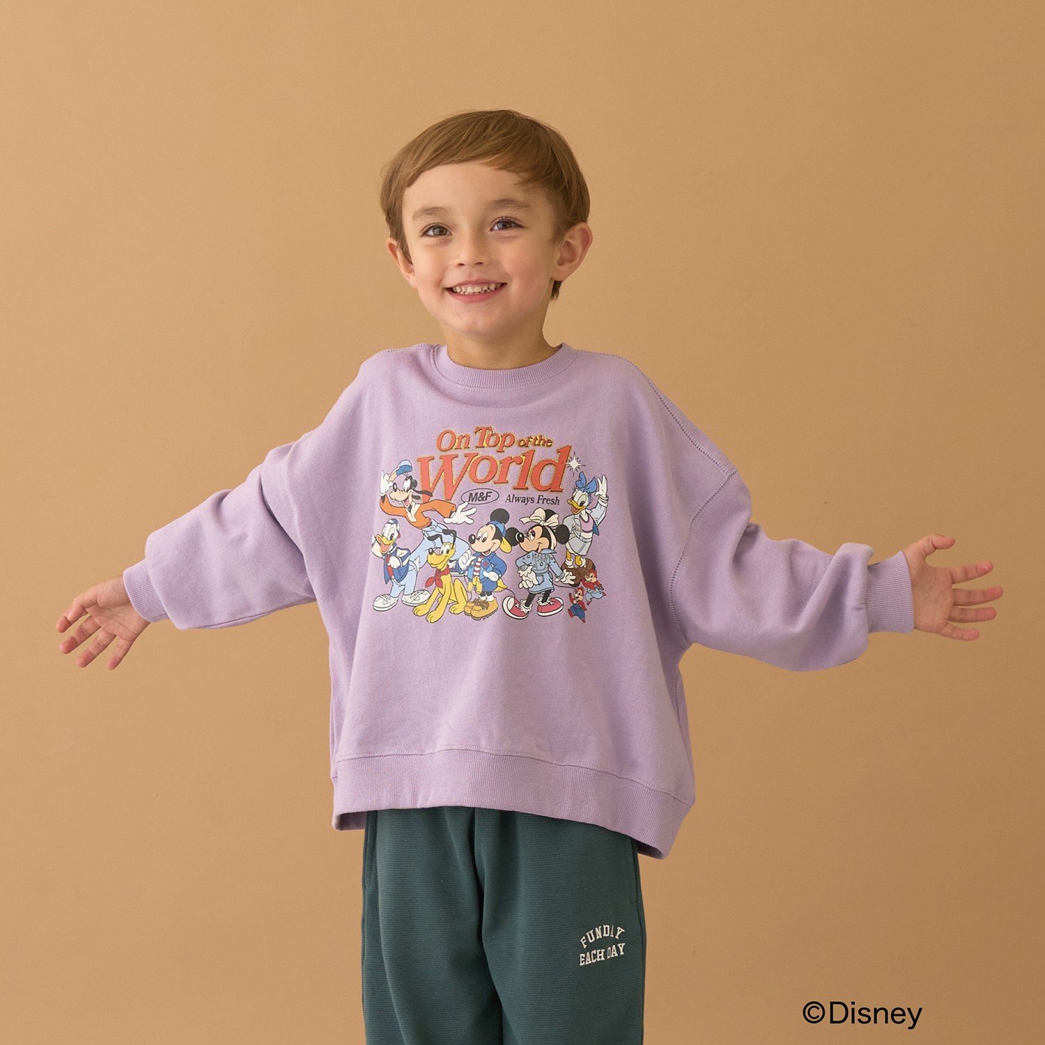 ビールーム(b-ROOM)【Disney】【毛玉バイバイ裏毛】ミッキー＆フレンズ/スウェットのサムネイル