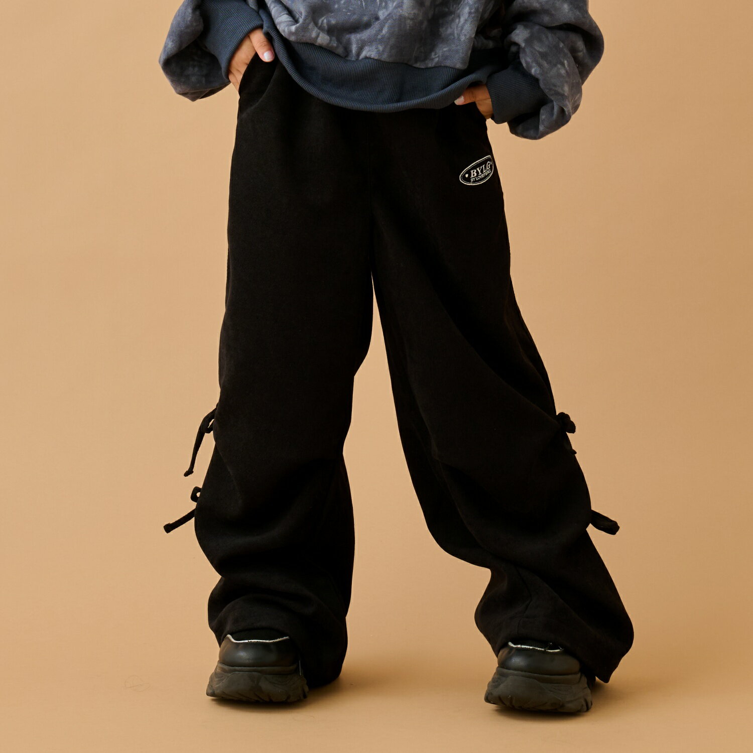 バイ ラビット(by LOVEiT)リボンパラシュートパンツのサムネイル