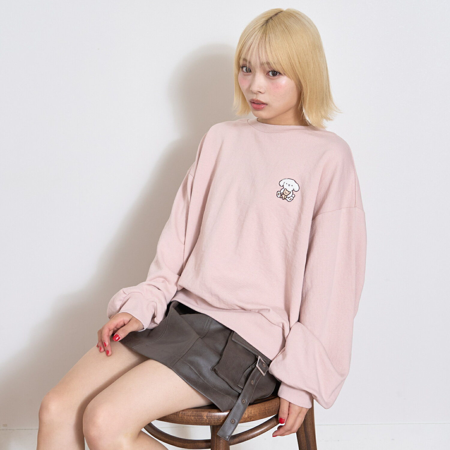 ラブトキシック(Lovetoxic)【GOODPRICE】ゆるキャラベーシックスウェットのサムネイル