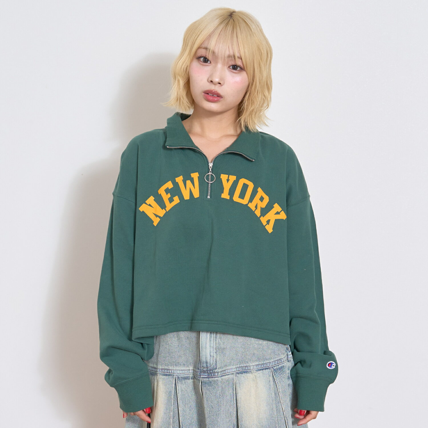 ラブトキシック(Lovetoxic)【Champion】ハーフZIPプルオーバーのサムネイル