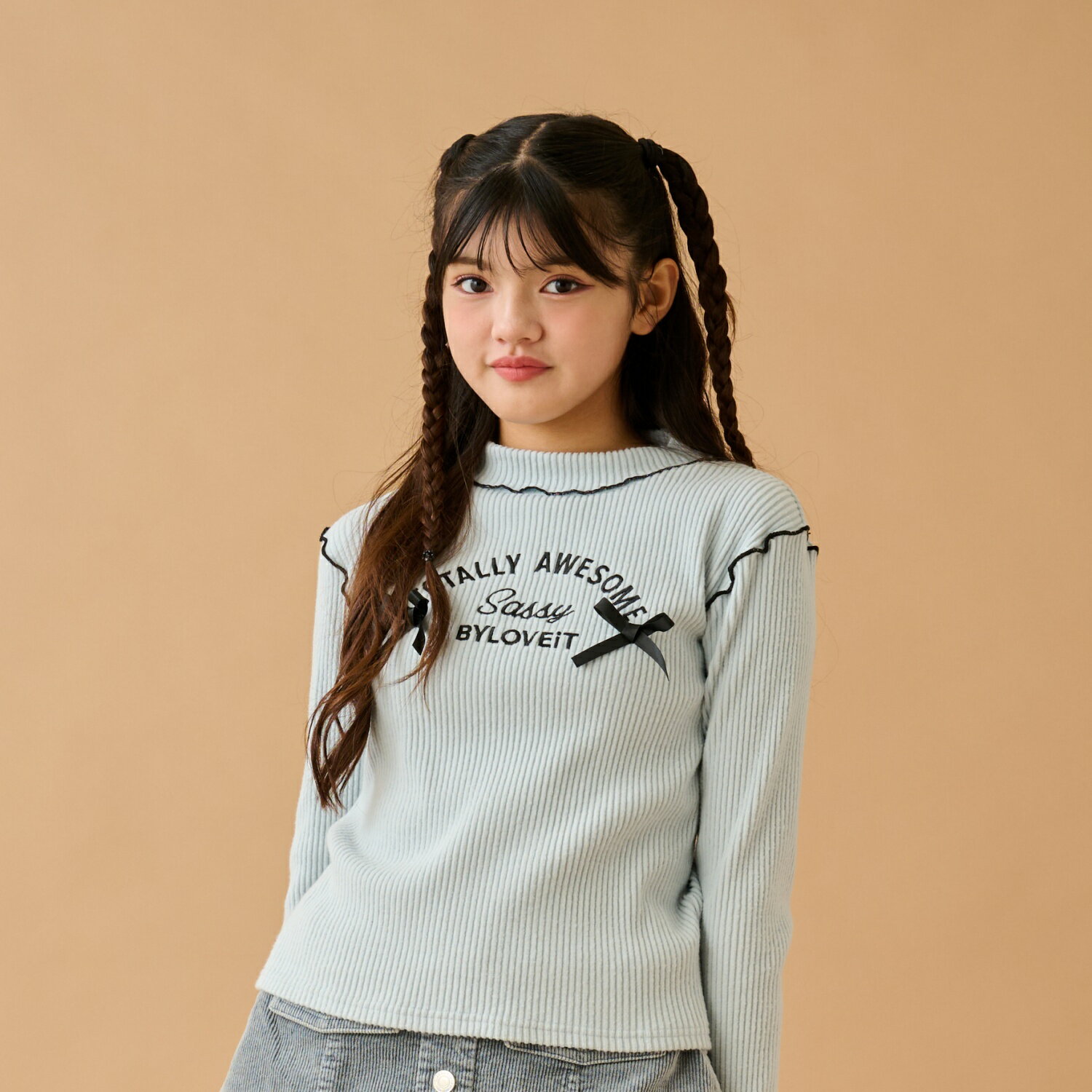 バイ ラビット(by LOVEiT)メロウフリルTシャツのサムネイル