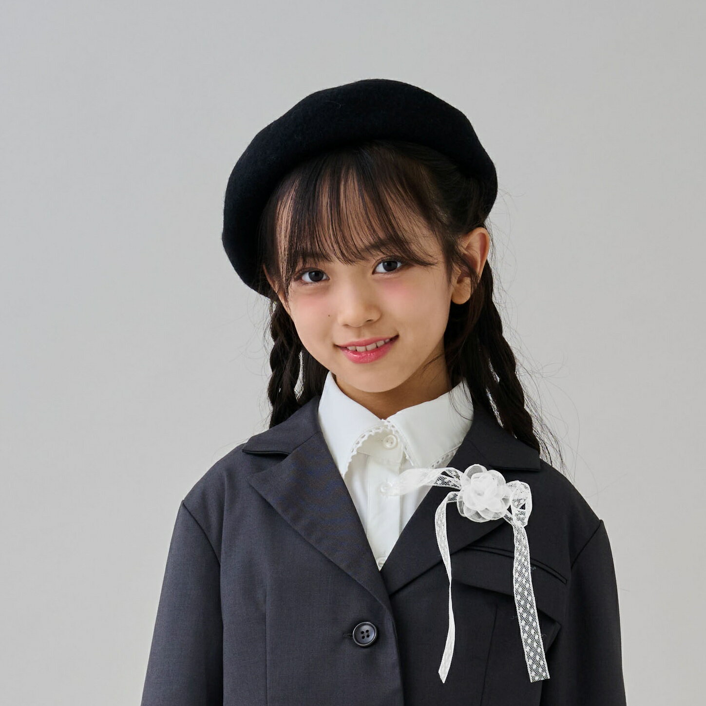 バイ ラビット(by LOVEiT)レースリボンコサージュのサムネイル