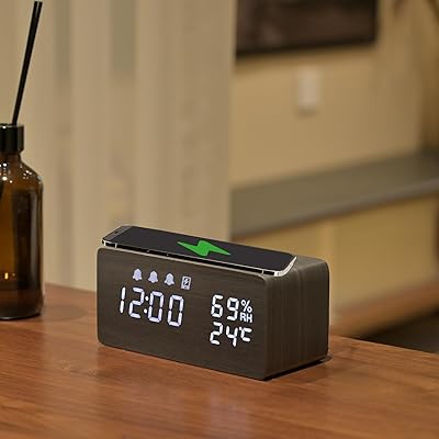 2.0 ワイレス充電器 卓上時計 デジタル おしゃれ スマホ充電機能 目覚まし時計 充電led時計 置き時計 携帯充電器 多機能 木目調 卓上時計 Qiワイヤレス充電器 三つアラーム 自動調光 おしゃれ USB給電 Qi認証（ブラック）