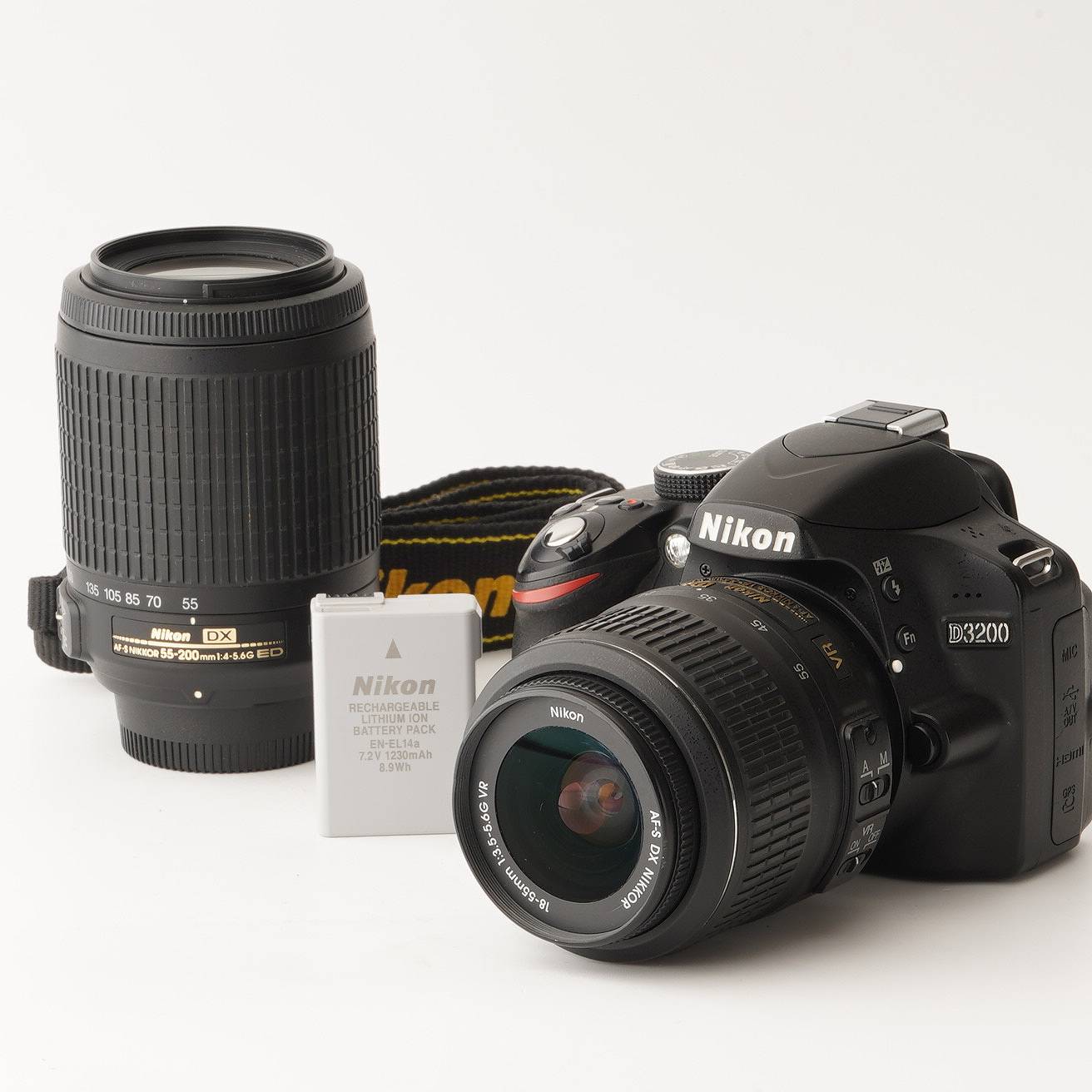 Rakuten - ニコン Nikon D3200 / Nikon DX AF-S NIKKOR 18-55mm f/3.5-5.6 G /Nikon AF-S NIKKOR 55-200mm f/4-5.6G ED VR