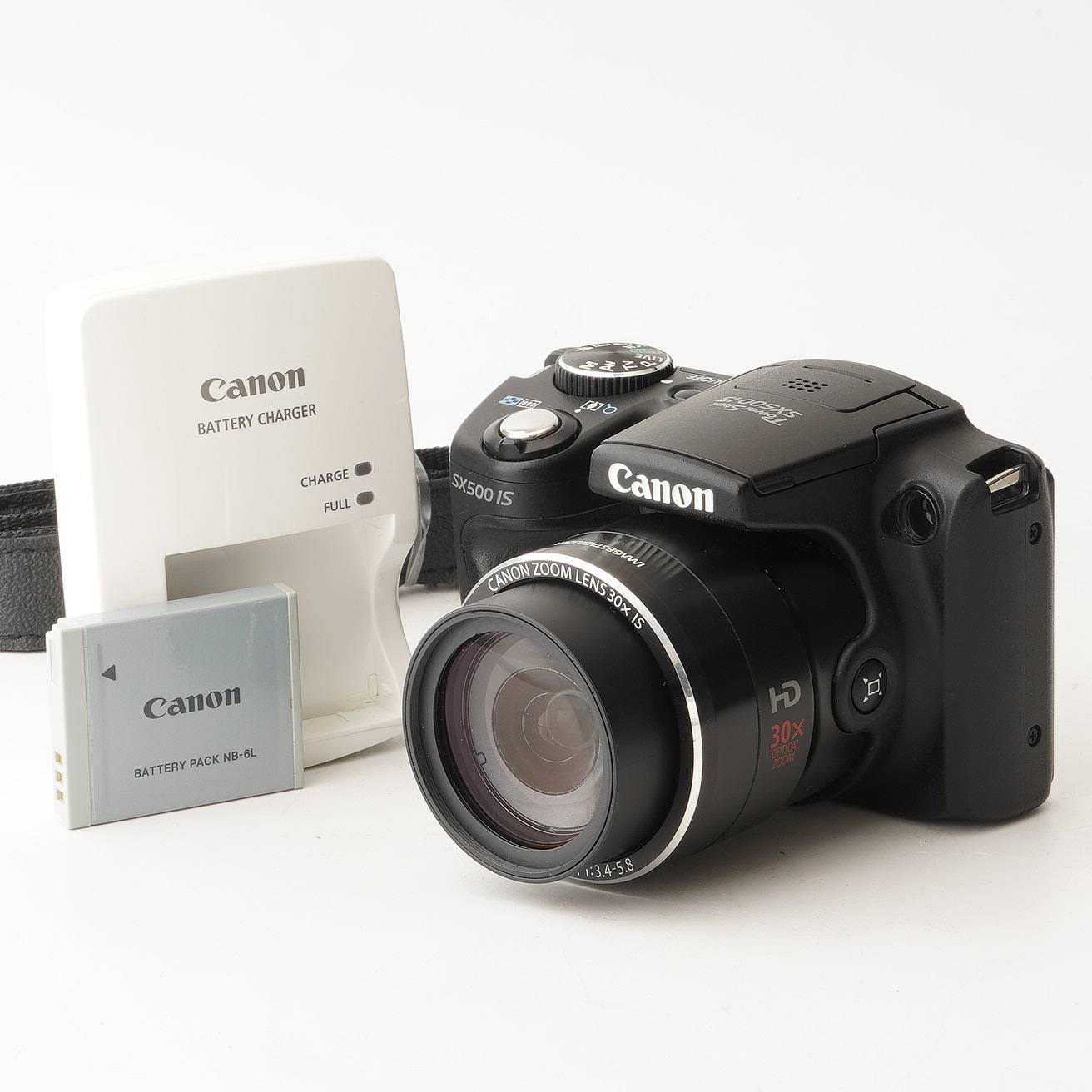 【外観】 外観は写真にて確認してください。 液晶は綺麗です。 【動作】 各機能動作します。 撮影・再生ができることを確認しました。 フラッシュは正常に動作します。 オートフォーカスは正常に動作します。 ズームは正常に動作します。 【光学】 撮影に影響する不具合がありません。 レンズにカビ、クモリ、キズはありません。 【付属品】 充電器付属しています。 バッテリー付属しています。（バッテリーの劣化度は未確認です。） 写真に写っているものがすべてです。
