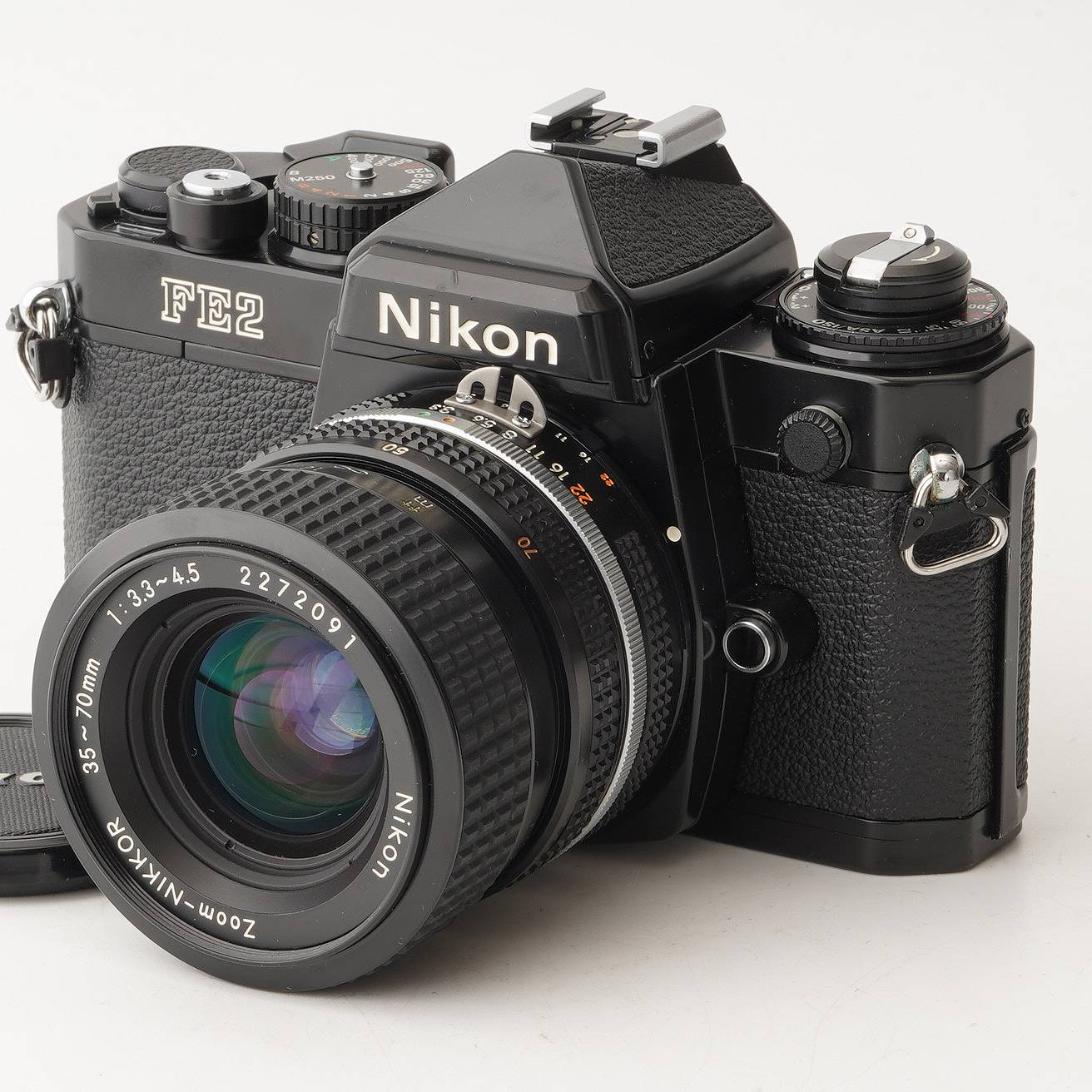 ニコン Nikon FE2 ブラック ボディ / Zoom-NIKKOR 35-70mm F3.3-4.5