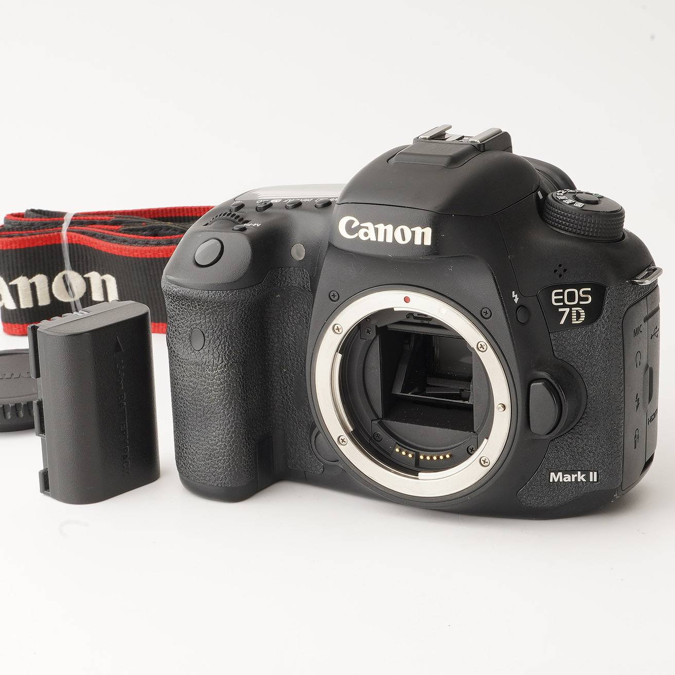 キヤノン Canon EOS 7D Mark II ボディ