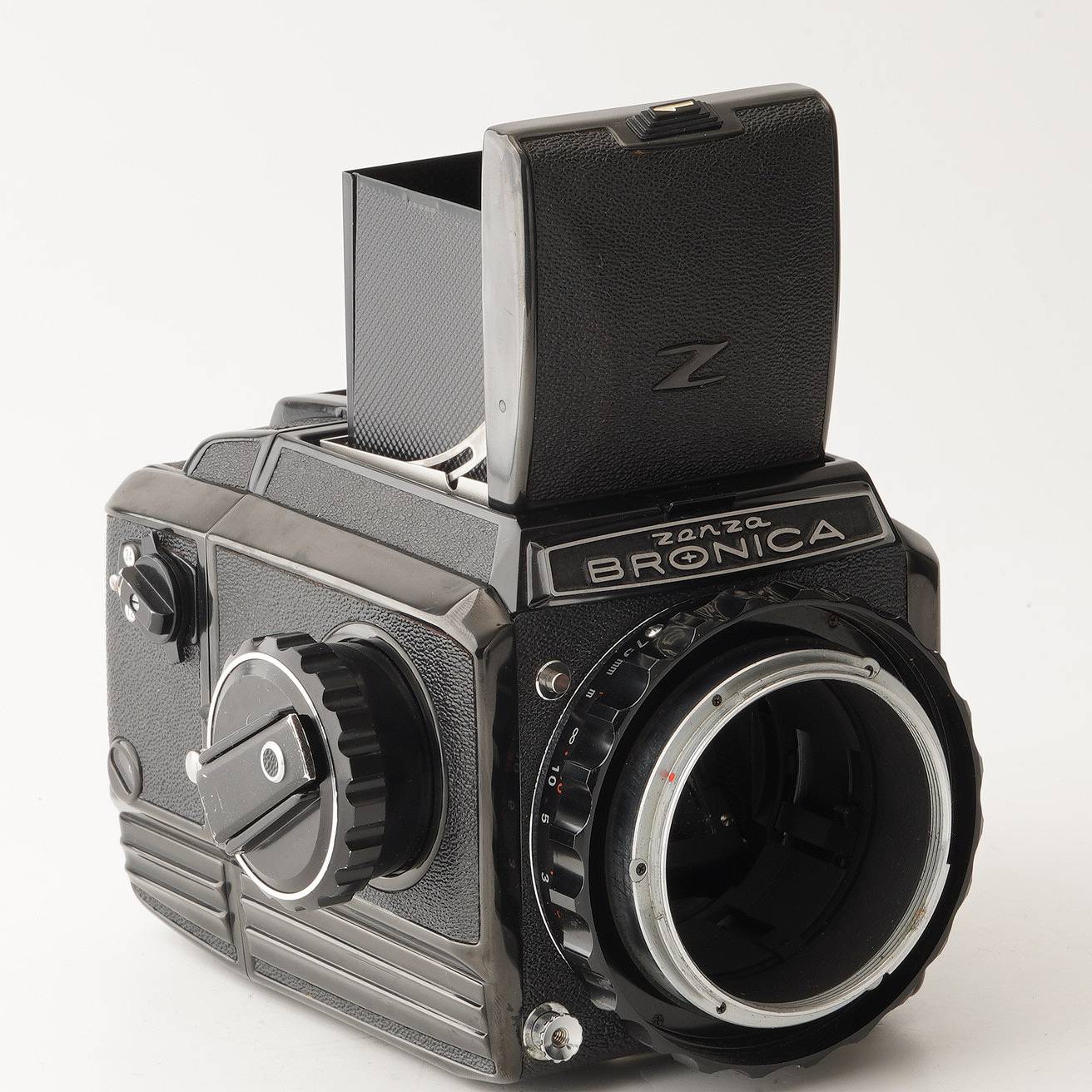 ナチュラフのゼンザブロニカ Zenza Bronica S2 S2A 後期モデル ブラック / Nikkor-P 75mm F2.8｜アングル3