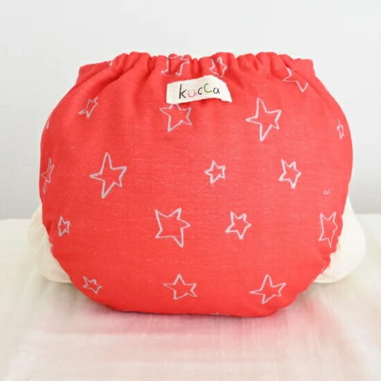 【メール便対応】 kucca クッカ 布おむつカバー Simple Kucca STAR 紅 Sサイズ 3~7kg テープタイプ 新生児から あす楽対応