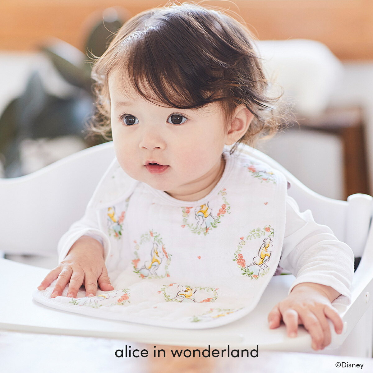 【正規品】 エイデンアンドアネイ aden+anais ディズニー disney モスリンスナップ付き ビブ 3枚入り Alice in Wonderland アリス・イン・ワンダーランド よだれかけ 出産祝い 出産準備 誕生日 ギフト プレゼント 2