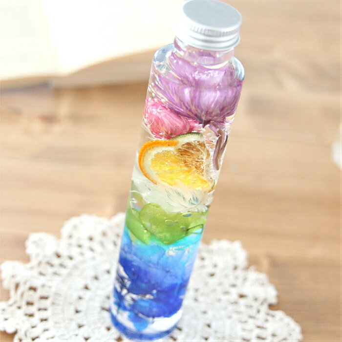 海辺で飲むカクテルをイメージしたハーバリウム完成品 ハーバリウム シーサイドカクテル 海辺 海 青 夏 独特の上品 プレゼント 植物標本 ギフト 母の日 自然 花 敬老の日 誕生日