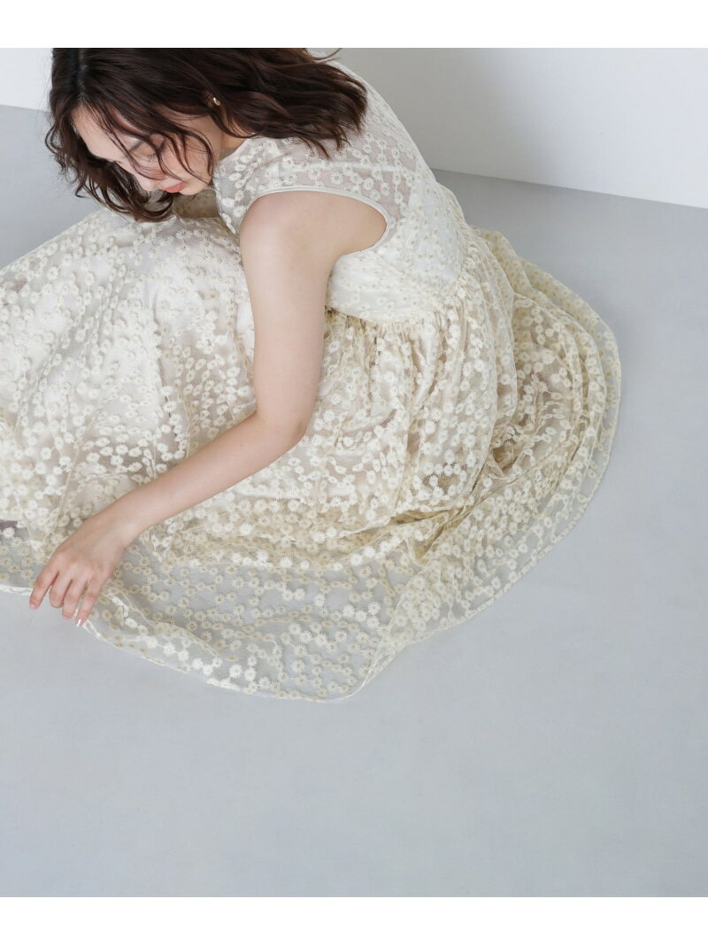 シアーエンブロイダリーワンピース NATURAL BEAUTY BASIC ナチュラルビューティベーシック ワンピース・ドレス ワンピース ホワイト ブラック【先行予約】*【送料無料】[Rakuten Fashion]のサムネイル