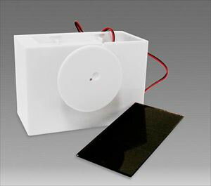 太陽電池式のソーラー縦型ディスプレイ 回転式［正規品／日本語の説明書付き／無料保証2年(電池を除く)］